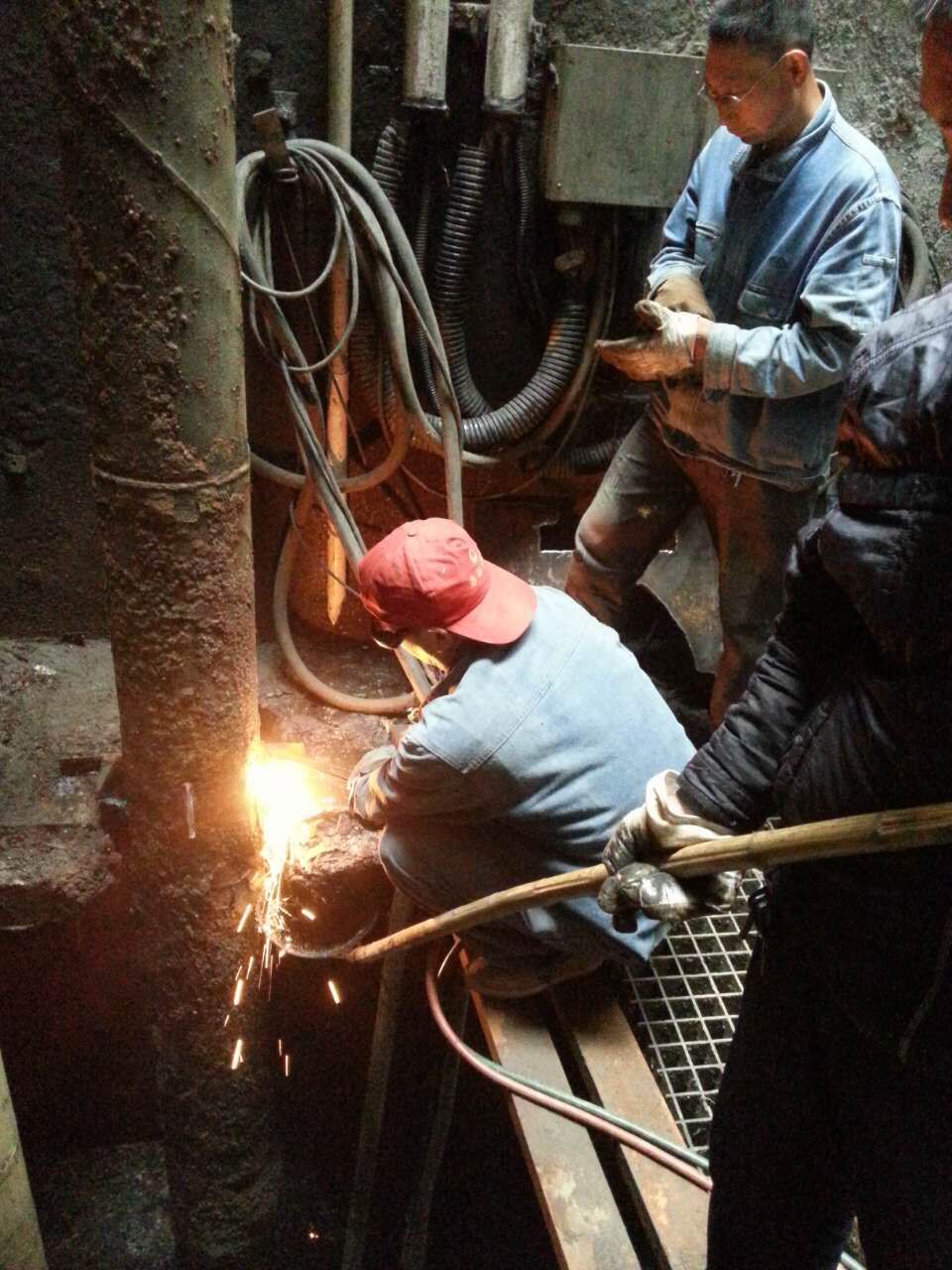 及時(shí)排除隱患 保障收集暢通