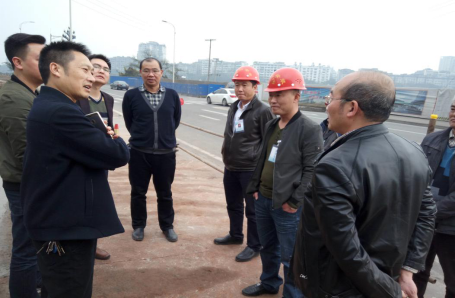 集團公司領(lǐng)導一行到建恒公司檢查指導在建工程