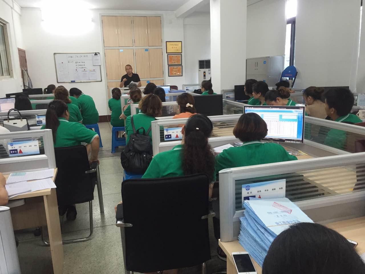 營(yíng)銷部:開展技術(shù)交流 提升抄表技能