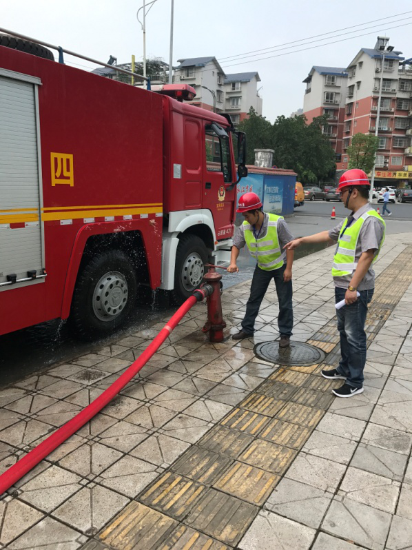 清源水務(wù)全力配合響應(yīng)市政府開(kāi)展高層建筑消防應(yīng)急演練