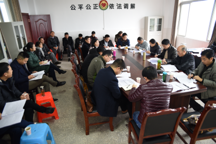 早謀劃、早部署、早行動(dòng)，扎實(shí)做好2018年脫貧規(guī)劃工作