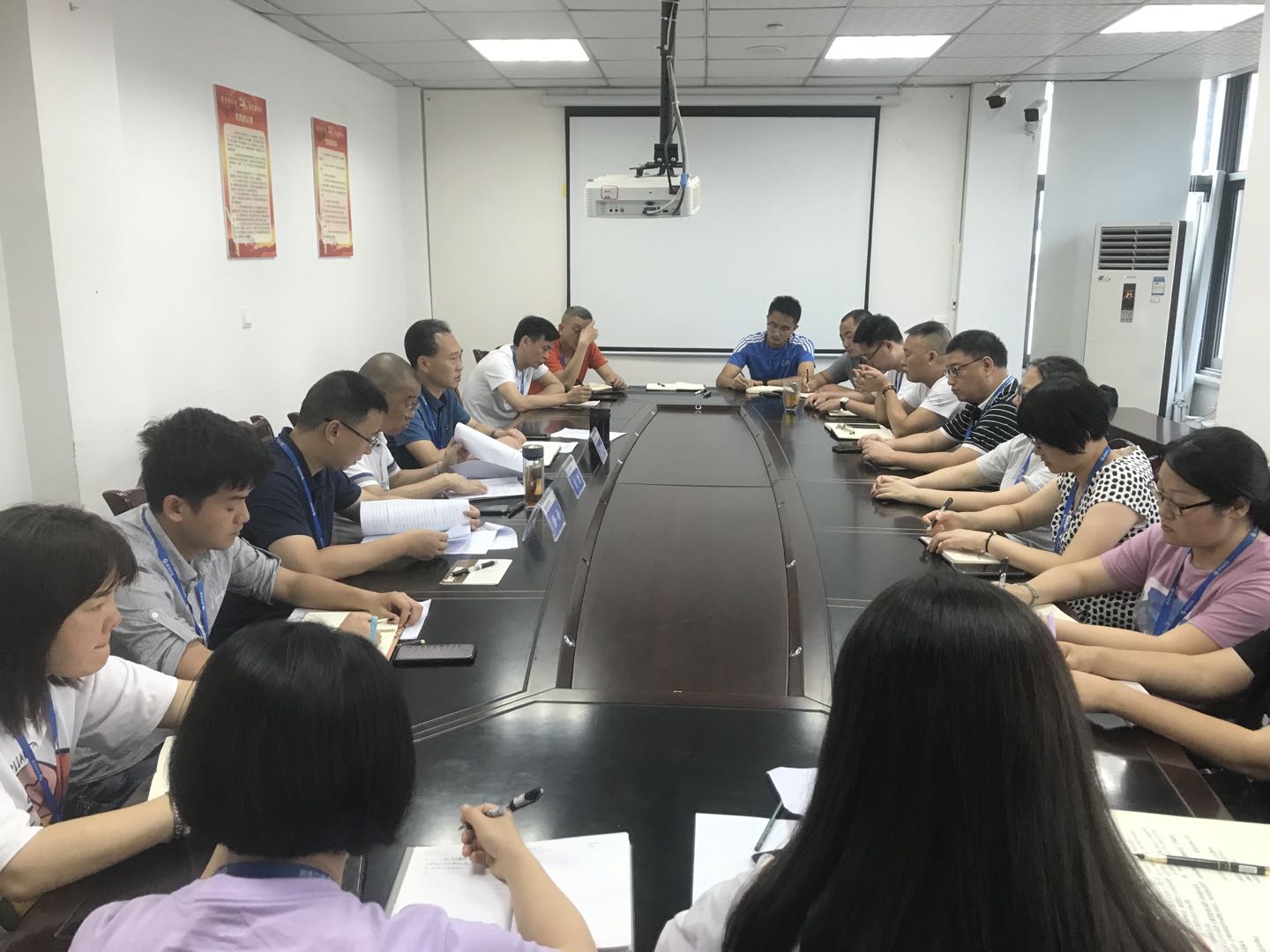 建恒公司召開(kāi)黨政聯(lián)席會(huì) 傳達(dá)集團(tuán)公司會(huì)議精神